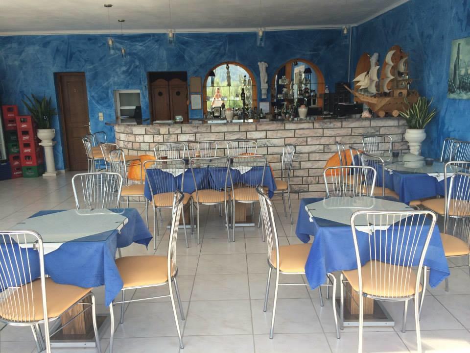 Gogas Palace Aparthotel Амудия Екстериор снимка